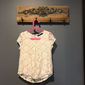 Girls Adorable Top with Floral Lace